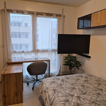 Avec Parking Prive - Proche Ecoles & Hopital - Apartment